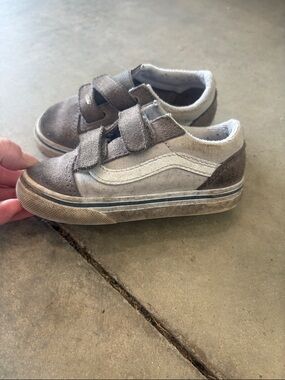 Vans Kids Gray Velcro Low-Top Sneakers